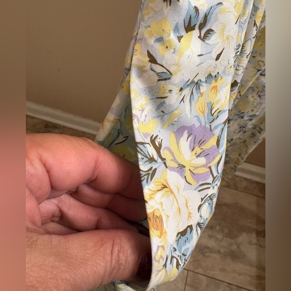 NWOT O.P.T. Kate Floral Ruffle Collar Midi Dress Women’s Small - Picture 16 of 16